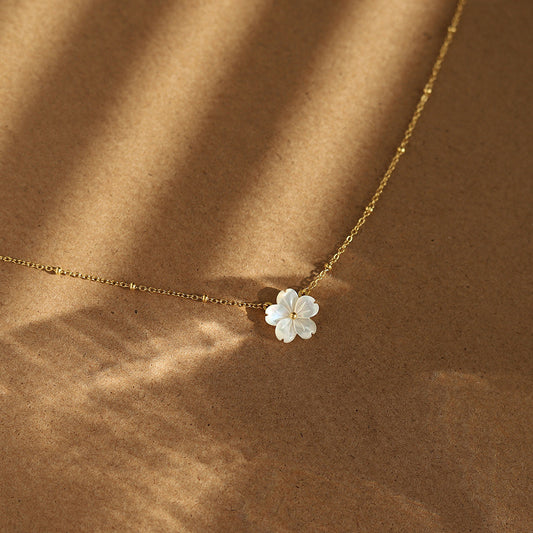 Flower necklace