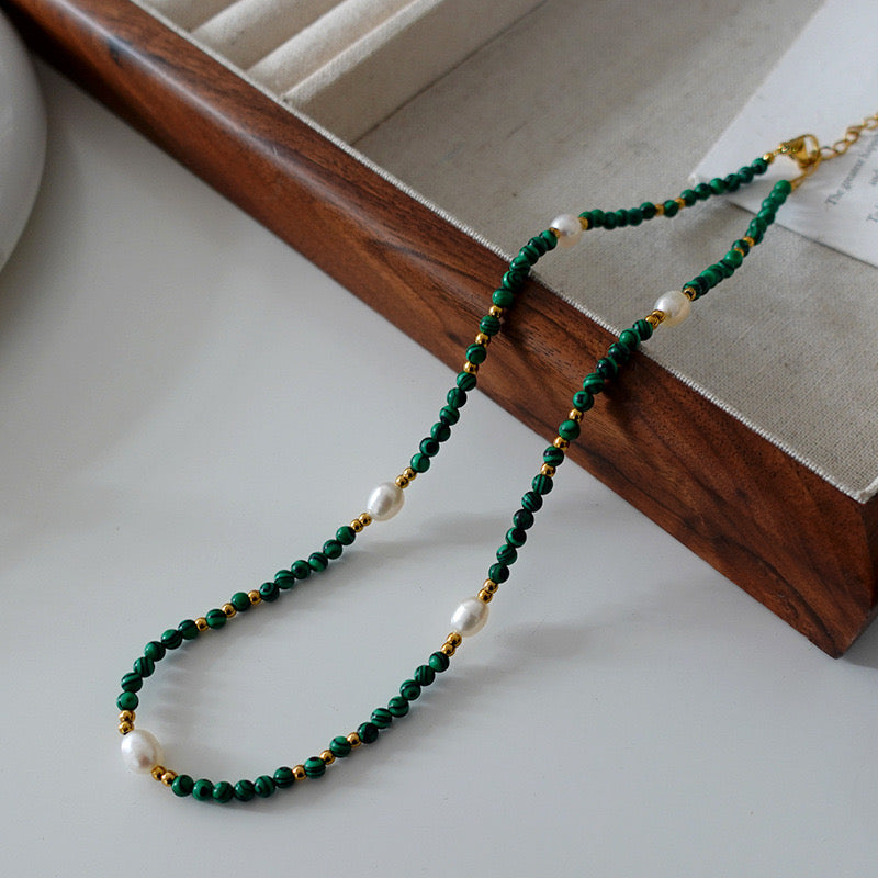 Natural stone fresh water pearl necklace