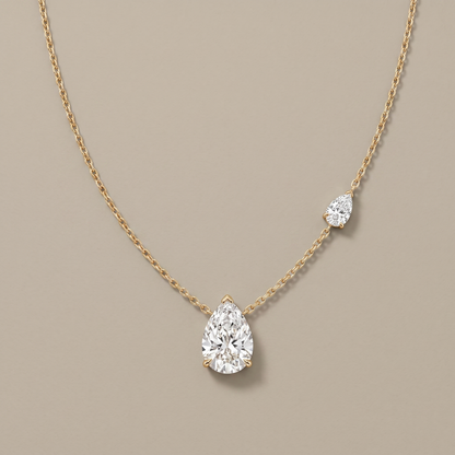 Elegant necklace