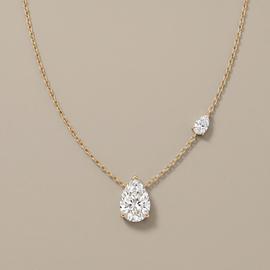 Elegant necklace
